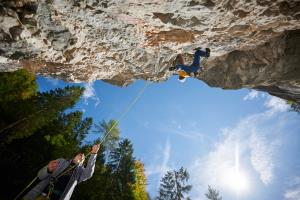 Plezanje Burjakove peči Foto Tomo Jeseničnik Vir RRA Koroška